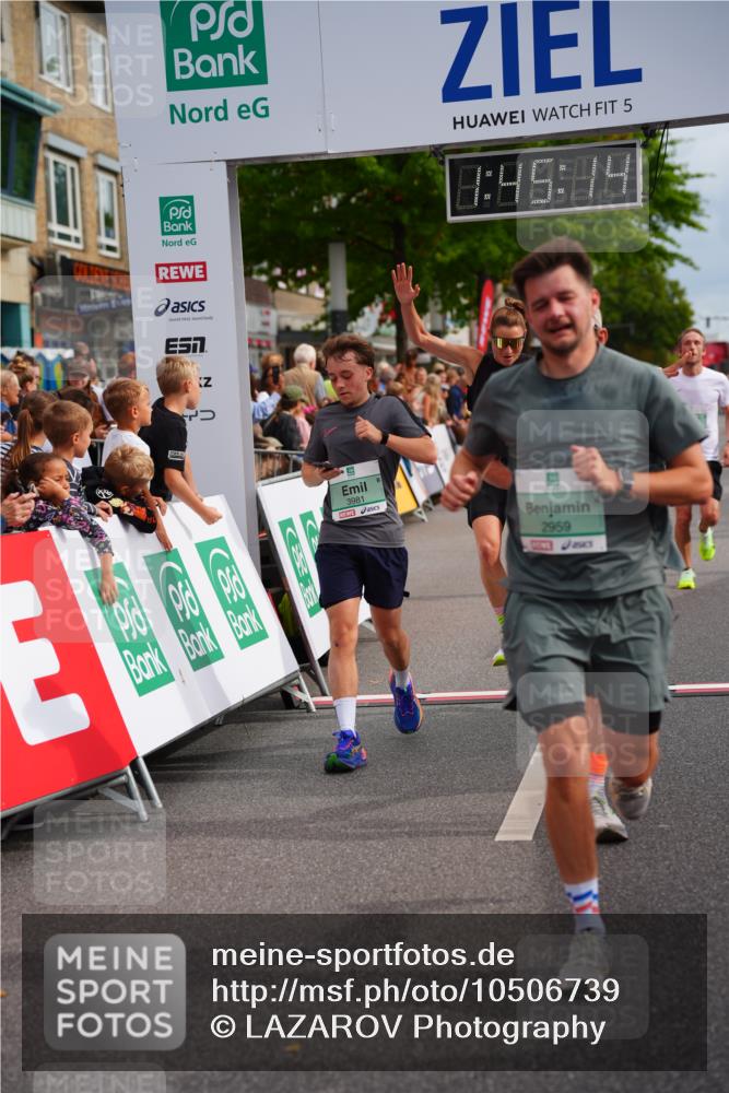 20.09.2026 - PSD Bank Halbmarathon LAZAROV Photography http://msf.ph/oto/10506739 20.09.2026 11:45:13 Ziel 1159, 1430, 2300, 2928, 2959, 3861, 3913, 3981 meine-sportfotos.de