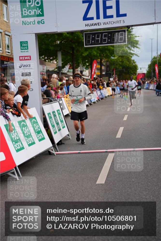 20.09.2026 - PSD Bank Halbmarathon LAZAROV Photography http://msf.ph/oto/10506801 20.09.2026 11:45:18 Ziel 1168, 1374, 1430, 2300, 2928, 2959, 3913, 3981 meine-sportfotos.de
