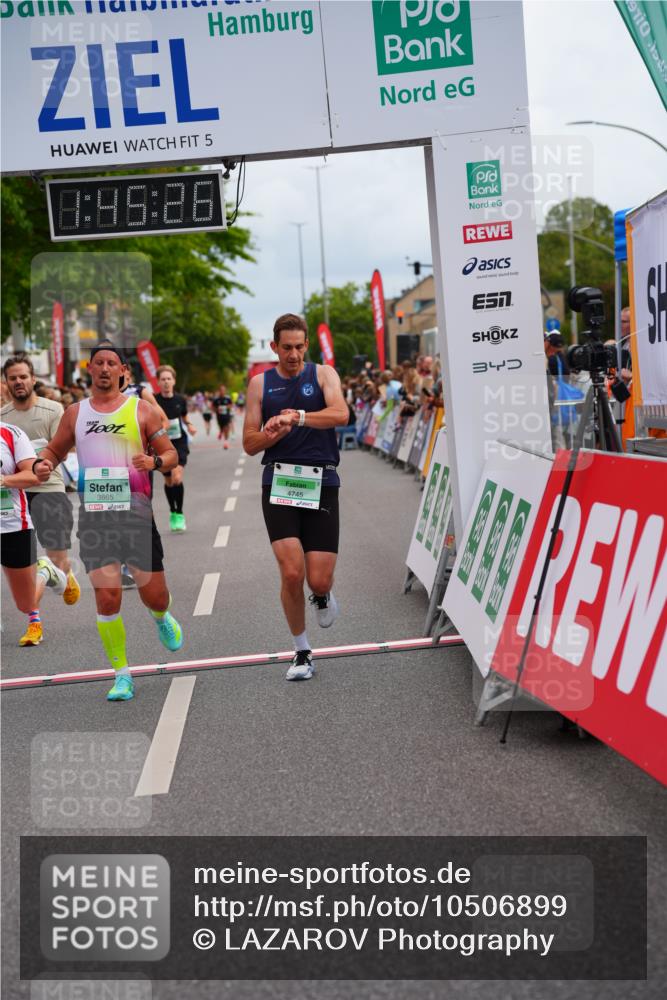20.09.2026 - PSD Bank Halbmarathon LAZAROV Photography http://msf.ph/oto/10506899 20.09.2026 11:45:26 Ziel 1168, 1374, 1972, 2386, 3496, 3865, 3955, 4744, 4745 meine-sportfotos.de