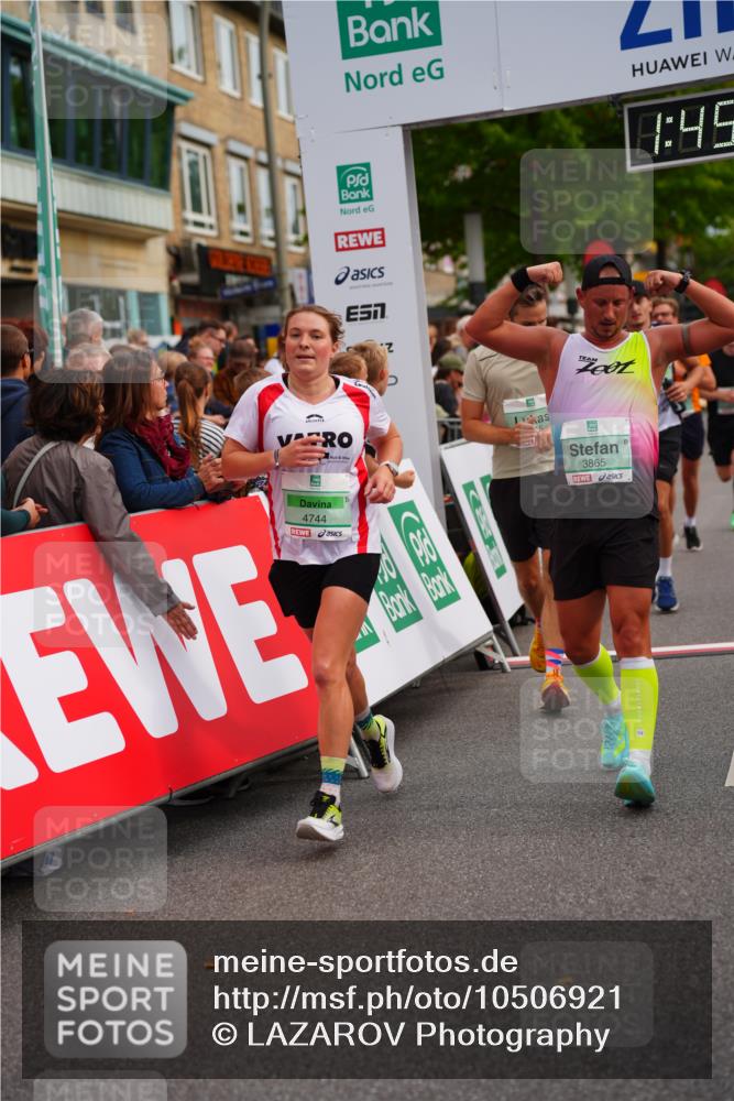 20.09.2026 - PSD Bank Halbmarathon LAZAROV Photography http://msf.ph/oto/10506921 20.09.2026 11:45:27 Ziel 1168, 1972, 2386, 3496, 3865, 3955, 4744, 4745 meine-sportfotos.de