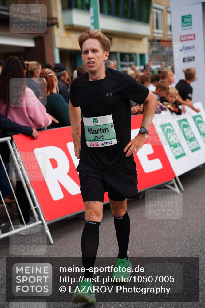 20.09.2026 - PSD Bank Halbmarathon LAZAROV Photography http://msf.ph/oto/10507005 20.09.2026 11:45:32 Ziel 1972, 2386, 3496, 3865, 3955, 4744, 4745 meine-sportfotos.de