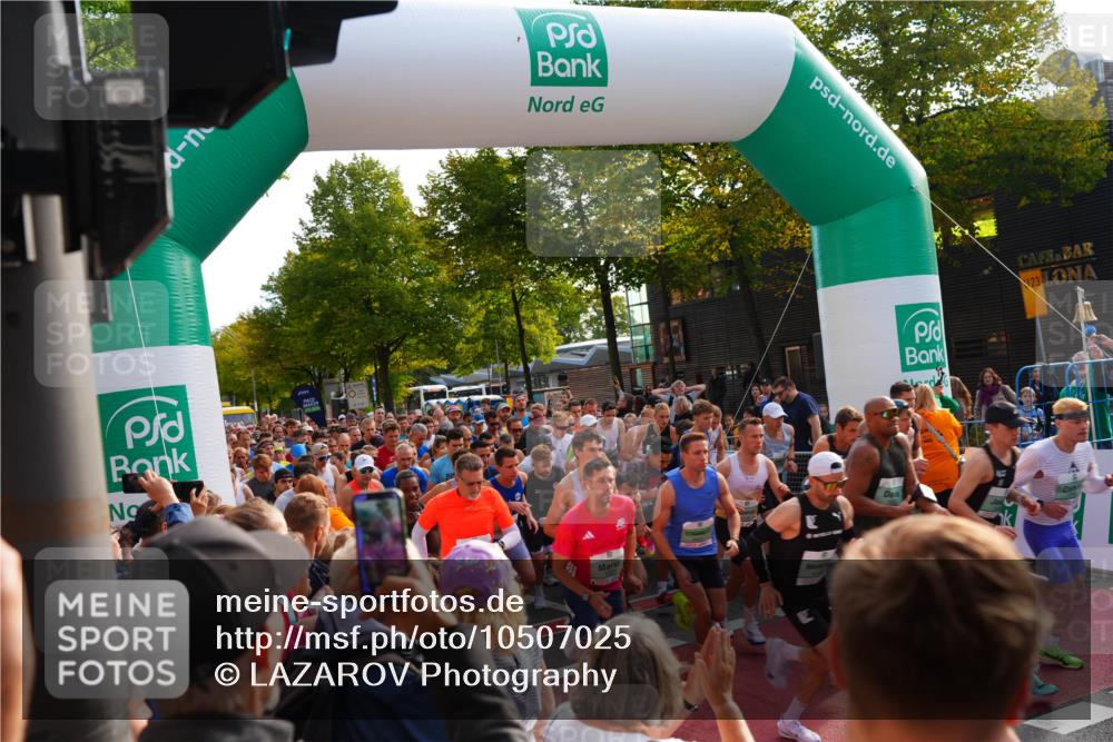 20.09.2026 - PSD Bank Halbmarathon LAZAROV Photography http://msf.ph/oto/10507025 20.09.2026 10:00:03 Laufen 01, 30, 10, 23 meine-sportfotos.de