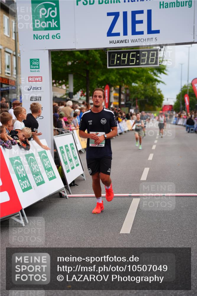 20.09.2026 - PSD Bank Halbmarathon LAZAROV Photography http://msf.ph/oto/10507049 20.09.2026 11:45:37 Ziel 2386, 2694, 4534 meine-sportfotos.de