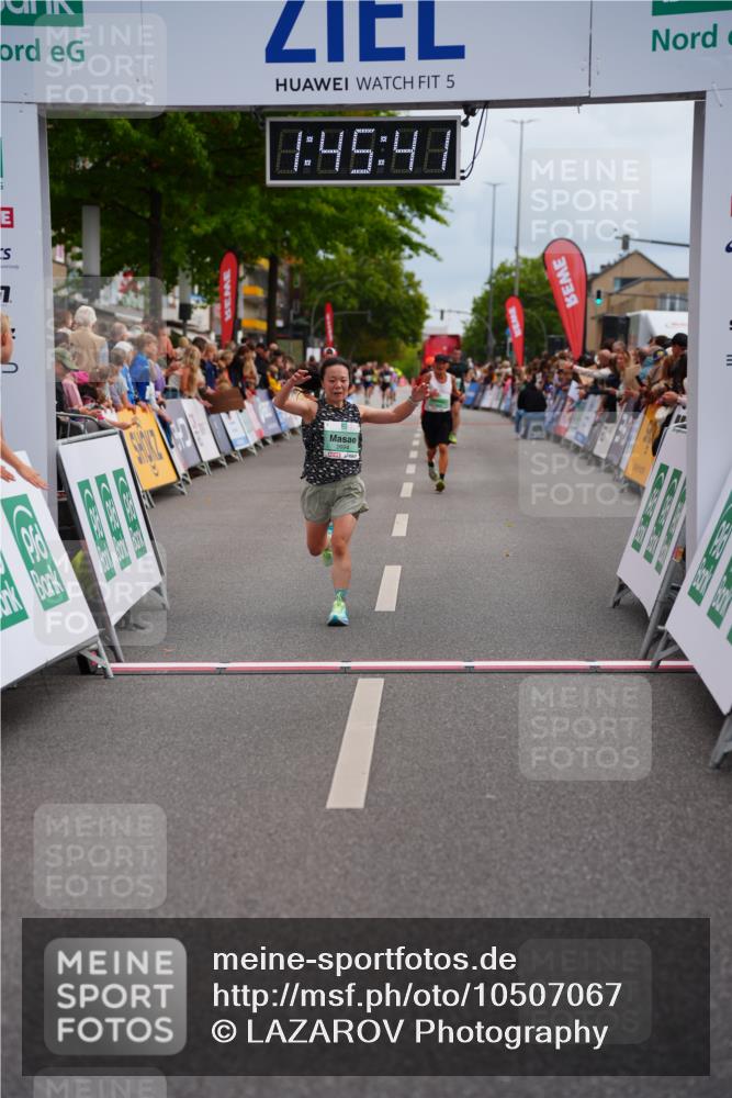 20.09.2026 - PSD Bank Halbmarathon LAZAROV Photography http://msf.ph/oto/10507067 20.09.2026 11:45:40 Ziel 2694, 4534, 4625 meine-sportfotos.de