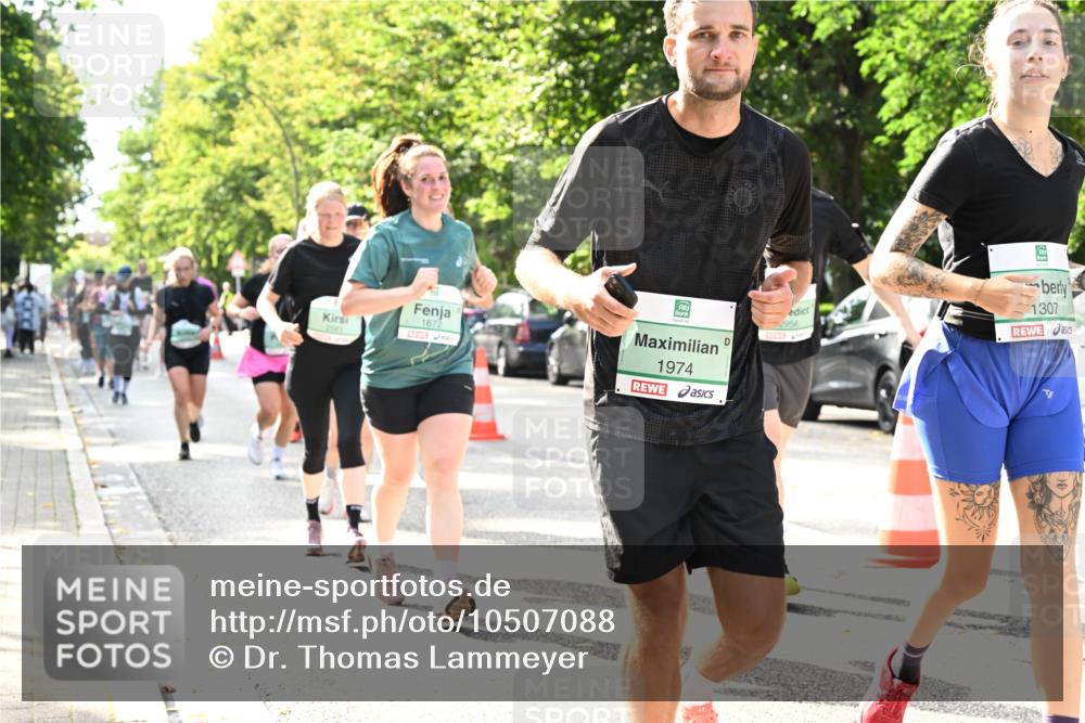20.09.2026 - PSD Bank Halbmarathon Dr. Thomas Lammeyer http://msf.ph/oto/10507088 20.09.2026 11:03:55 Laufen 1672, 1974, 2956, 1307 meine-sportfotos.de