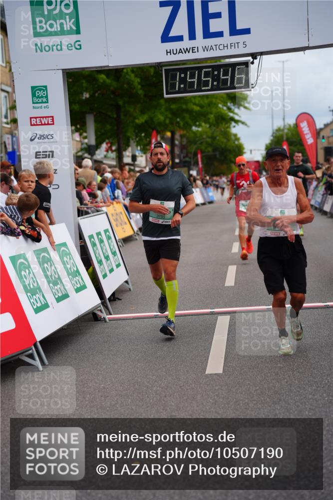 20.09.2026 - PSD Bank Halbmarathon LAZAROV Photography http://msf.ph/oto/10507190 20.09.2026 11:45:45 Ziel 2694, 2868, 3755, 4254, 4534, 4625 meine-sportfotos.de