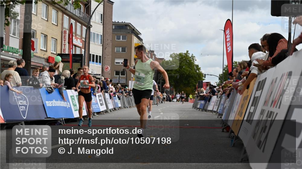 20.09.2026 - PSD Bank Halbmarathon J. Mangold http://msf.ph/oto/10507198 20.09.2026 11:27:37 Ziel 2544, 3189, 3348 meine-sportfotos.de