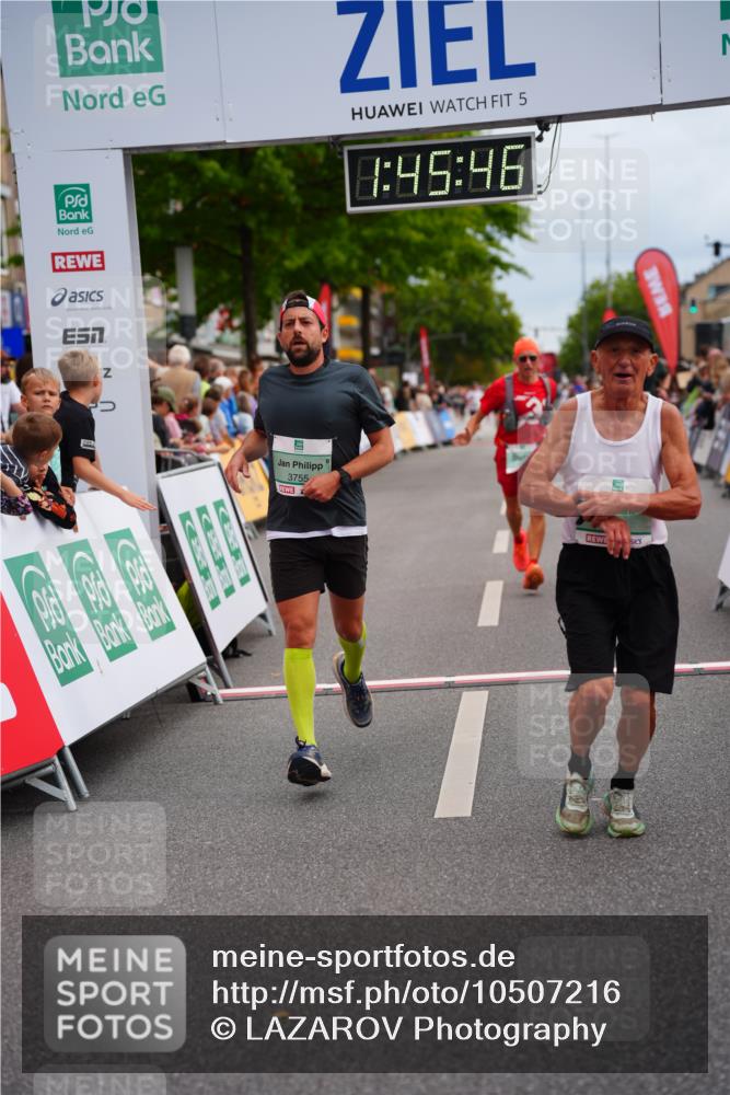 20.09.2026 - PSD Bank Halbmarathon LAZAROV Photography http://msf.ph/oto/10507216 20.09.2026 11:45:45 Ziel 2694, 2868, 3755, 4254, 4534, 4625 meine-sportfotos.de