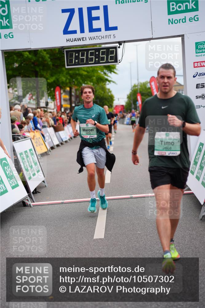20.09.2026 - PSD Bank Halbmarathon LAZAROV Photography http://msf.ph/oto/10507302 20.09.2026 11:45:51 Ziel 2868, 3270, 3755, 4254, 4625 meine-sportfotos.de