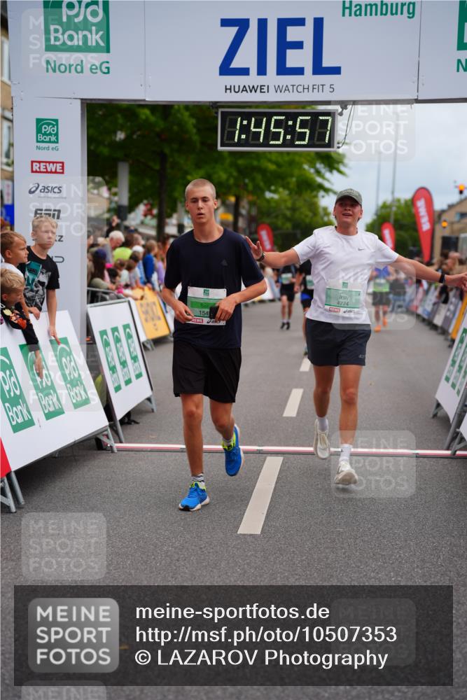 20.09.2026 - PSD Bank Halbmarathon LAZAROV Photography http://msf.ph/oto/10507353 20.09.2026 11:45:56 Ziel 1549, 2868, 3270, 4425, 4774 meine-sportfotos.de