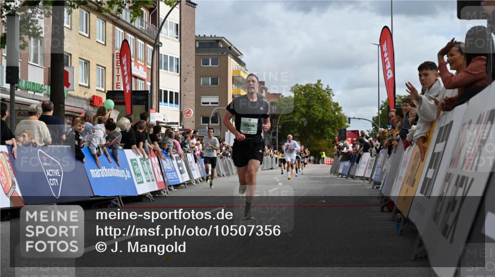 20.09.2026 - PSD Bank Halbmarathon J. Mangold http://msf.ph/oto/10507356 20.09.2026 11:27:52 Ziel 1399, 1606, 3068, 3431, 4462, 4795 meine-sportfotos.de
