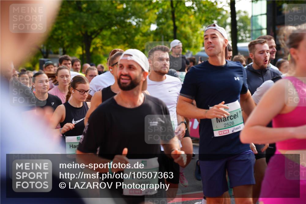 20.09.2026 - PSD Bank Halbmarathon LAZAROV Photography http://msf.ph/oto/10507363 20.09.2026 10:02:12 Laufen 4020, 2528 meine-sportfotos.de