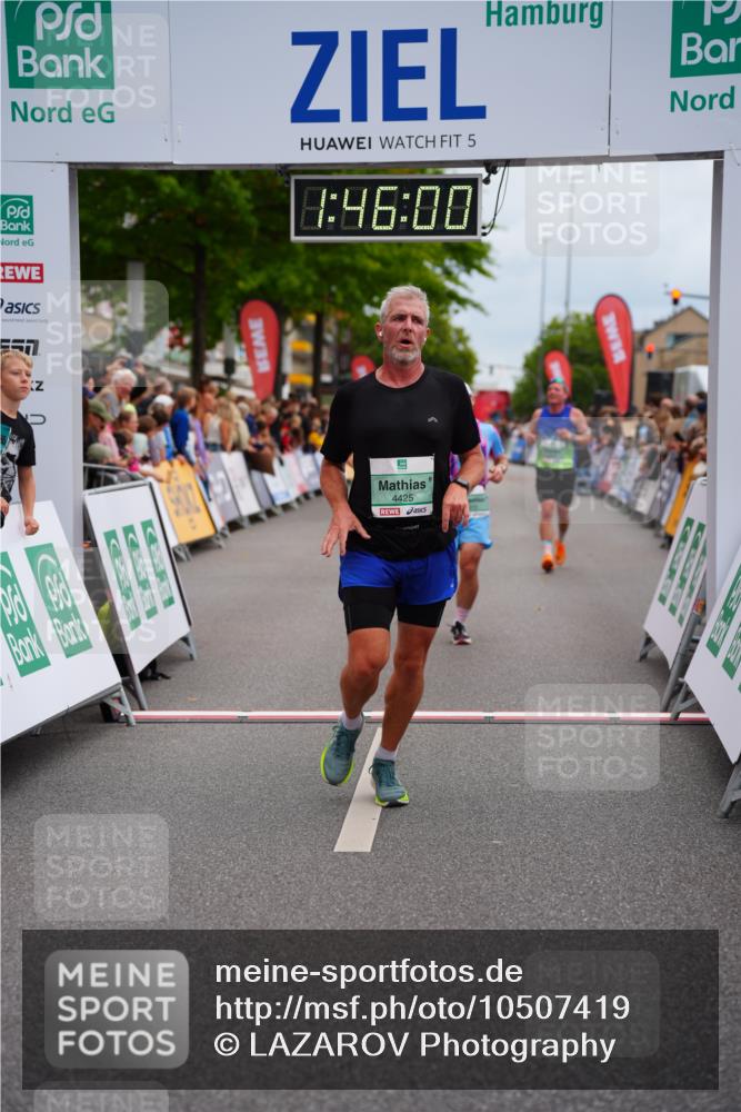 20.09.2026 - PSD Bank Halbmarathon LAZAROV Photography http://msf.ph/oto/10507419 20.09.2026 11:46:00 Ziel 1549, 2124, 3076, 4048, 4425, 4774 meine-sportfotos.de