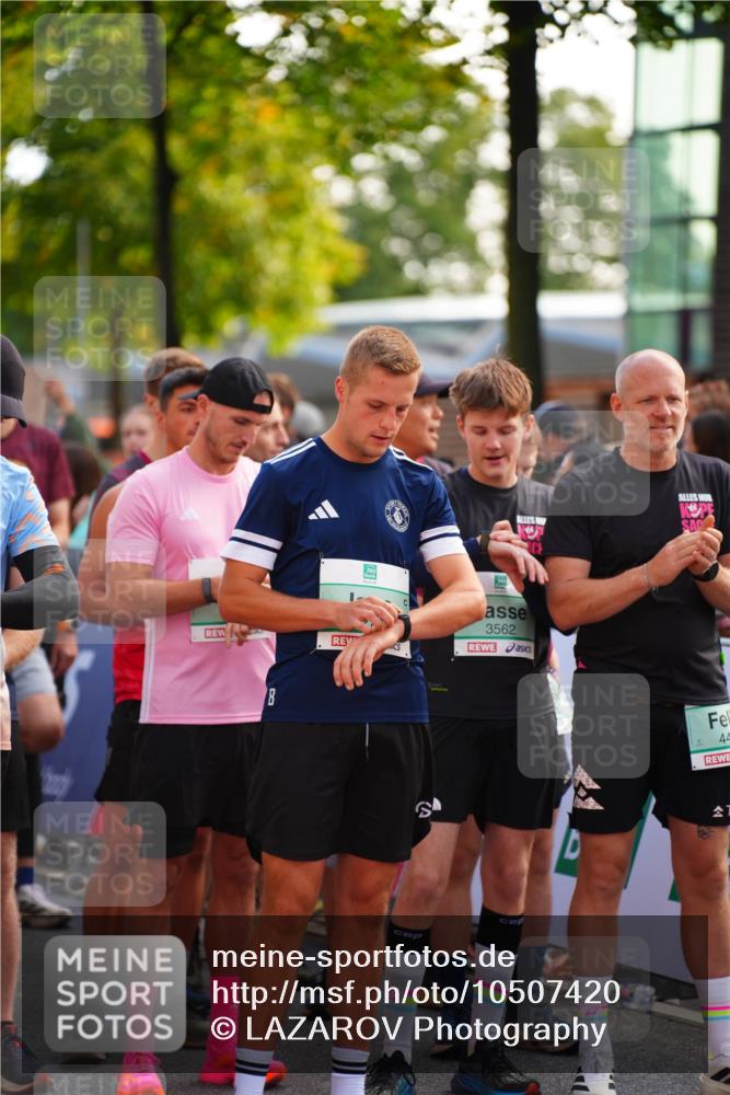 20.09.2026 - PSD Bank Halbmarathon LAZAROV Photography http://msf.ph/oto/10507420 20.09.2026 10:03:40 Laufen 3562, 44 meine-sportfotos.de