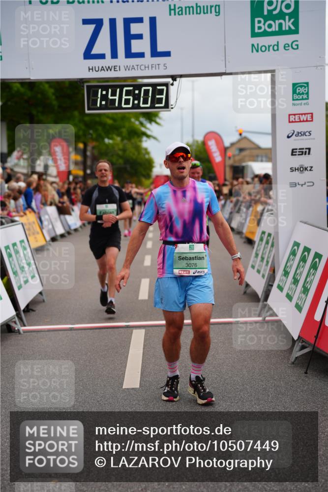 20.09.2026 - PSD Bank Halbmarathon LAZAROV Photography http://msf.ph/oto/10507449 20.09.2026 11:46:02 Ziel 1549, 2124, 3076, 4048, 4425, 4472, 4774 meine-sportfotos.de