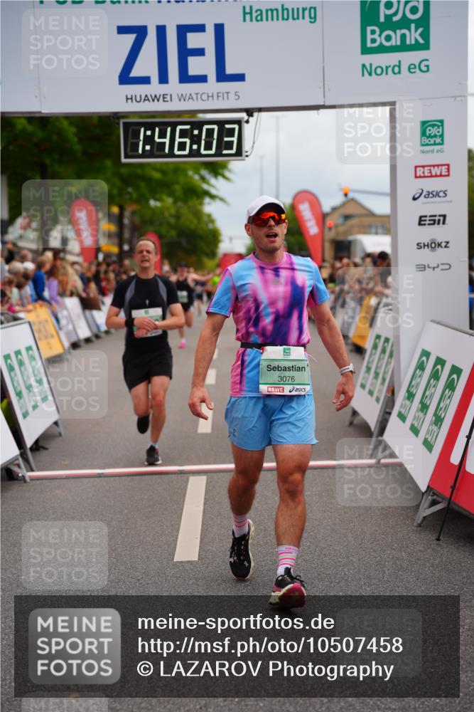 20.09.2026 - PSD Bank Halbmarathon LAZAROV Photography http://msf.ph/oto/10507458 20.09.2026 11:46:02 Ziel 1549, 2124, 3076, 4048, 4425, 4472, 4774 meine-sportfotos.de