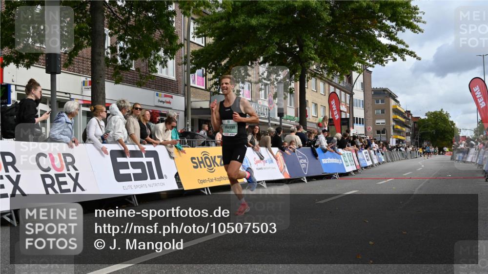 20.09.2026 - PSD Bank Halbmarathon J. Mangold http://msf.ph/oto/10507503 20.09.2026 11:28:17 Ziel 3077 meine-sportfotos.de