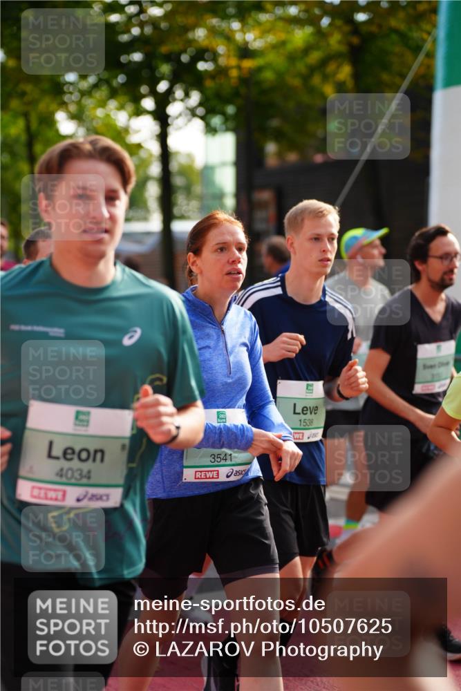 20.09.2026 - PSD Bank Halbmarathon LAZAROV Photography http://msf.ph/oto/10507625 20.09.2026 10:04:12 Laufen 4034, 3541, 1538 meine-sportfotos.de