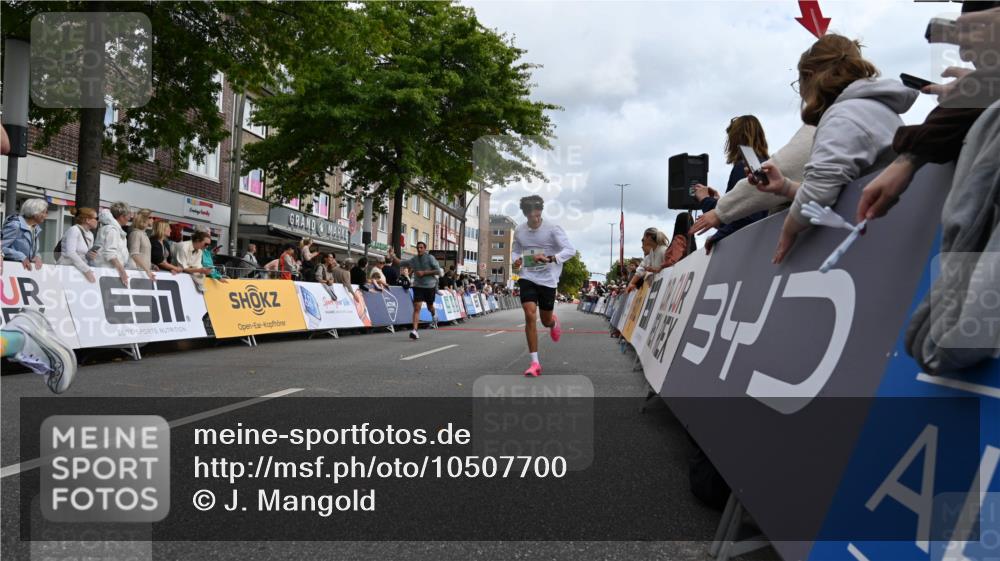 20.09.2026 - PSD Bank Halbmarathon J. Mangold http://msf.ph/oto/10507700 20.09.2026 11:28:42 Ziel 1333, 1506, 2372, 2490, 3665, 4325 meine-sportfotos.de