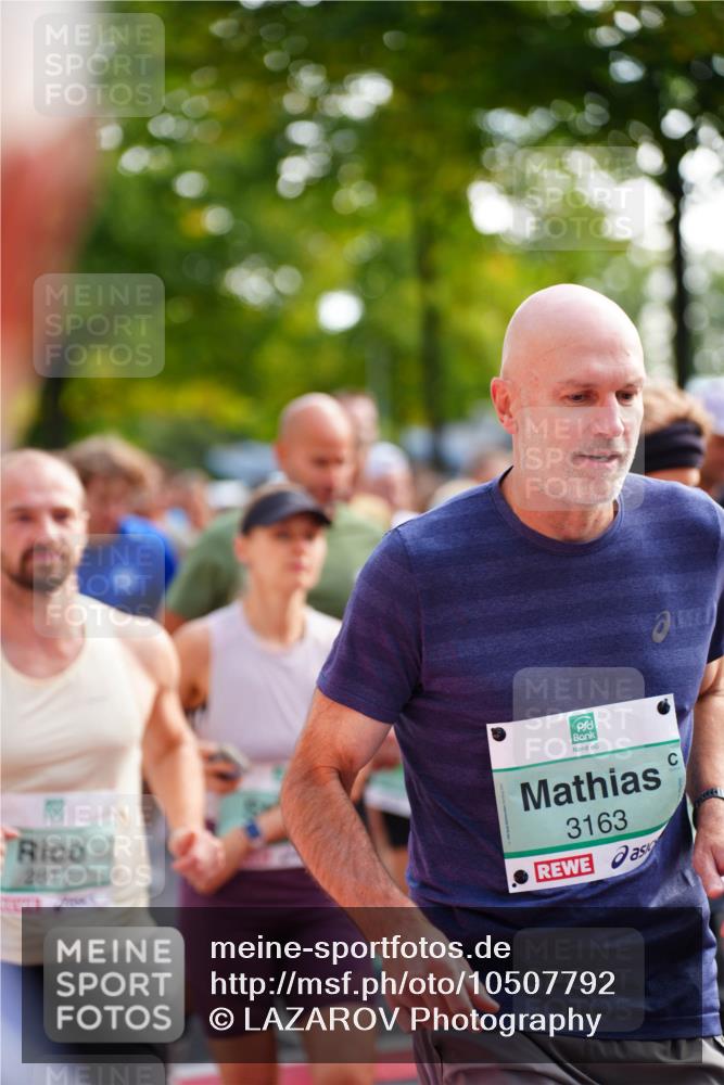 20.09.2026 - PSD Bank Halbmarathon LAZAROV Photography http://msf.ph/oto/10507792 20.09.2026 10:05:31 Laufen 2817, 3163 meine-sportfotos.de