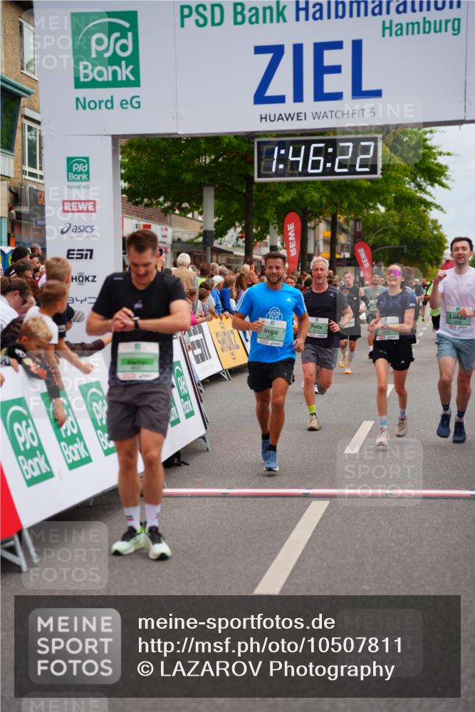 20.09.2026 - PSD Bank Halbmarathon LAZAROV Photography http://msf.ph/oto/10507811 20.09.2026 11:46:21 Ziel 1637, 1800, 2042, 2171, 2175, 2276, 2281, 2374, 2680, 2769, 3366, 3602, 3626, 4687 meine-sportfotos.de