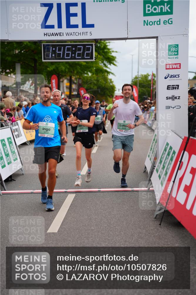 20.09.2026 - PSD Bank Halbmarathon LAZAROV Photography http://msf.ph/oto/10507826 20.09.2026 11:46:22 Ziel 1637, 2042, 2171, 2175, 2281, 2374, 2680, 2769, 2977, 3366, 3565, 3602, 3626, 4687 meine-sportfotos.de