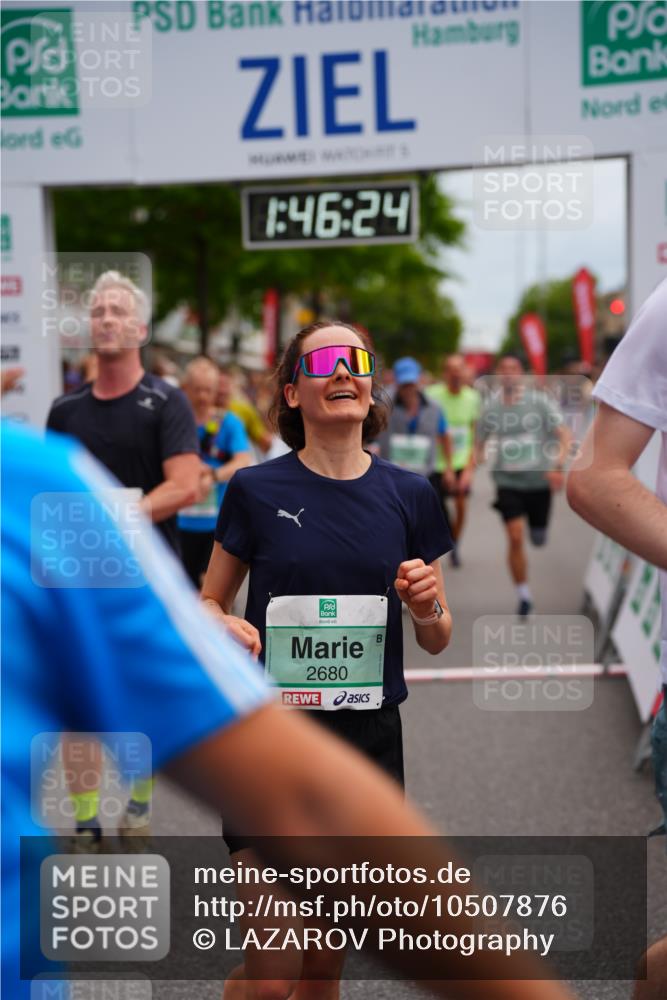 20.09.2026 - PSD Bank Halbmarathon LAZAROV Photography http://msf.ph/oto/10507876 20.09.2026 11:46:24 Ziel 1637, 2042, 2171, 2175, 2374, 2524, 2680, 2769, 2977, 3366, 3565, 3602, 3626, 4687 meine-sportfotos.de
