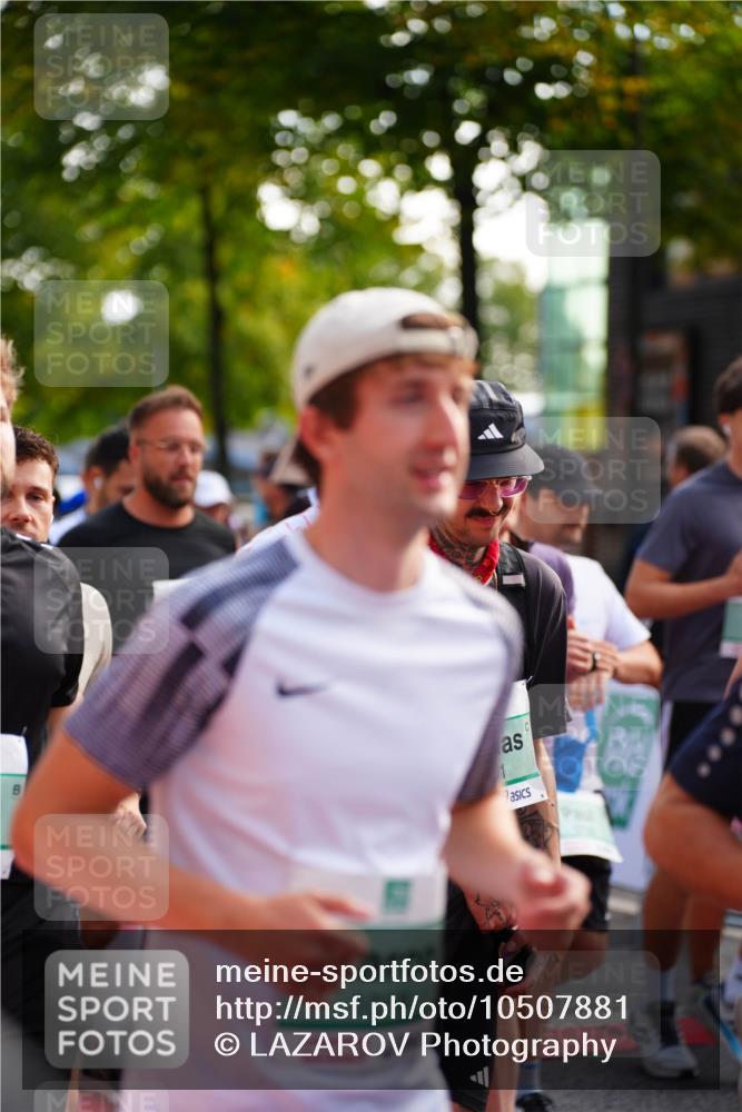20.09.2026 - PSD Bank Halbmarathon LAZAROV Photography http://msf.ph/oto/10507881 20.09.2026 10:05:40 Laufen 1004 meine-sportfotos.de