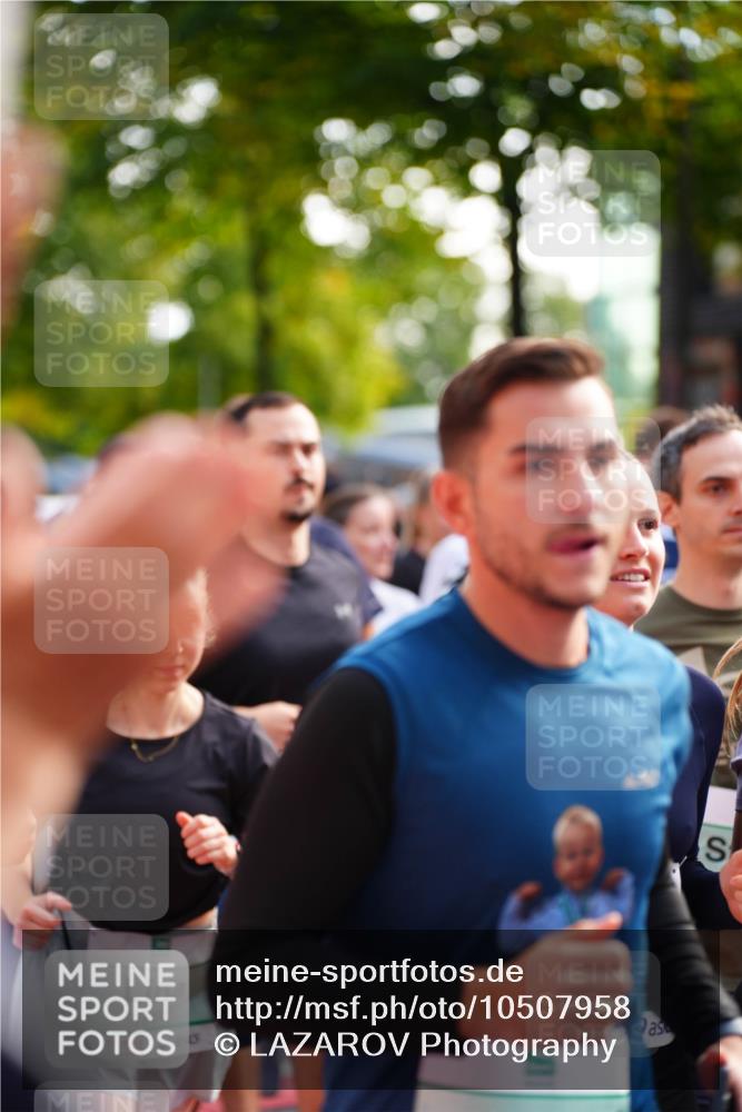 20.09.2026 - PSD Bank Halbmarathon LAZAROV Photography http://msf.ph/oto/10507958 20.09.2026 10:05:49 Laufen 1608 meine-sportfotos.de