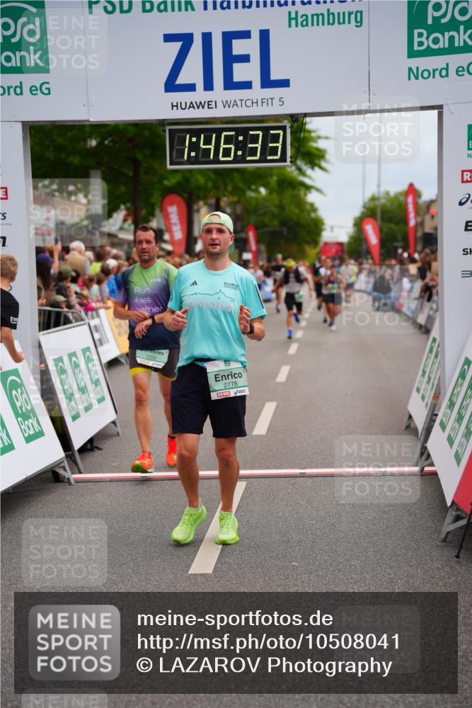 20.09.2026 - PSD Bank Halbmarathon LAZAROV Photography http://msf.ph/oto/10508041 20.09.2026 11:46:33 Ziel 1102, 1860, 2042, 2066, 2175, 2524, 2769, 2778, 2977, 3408, 3425, 3565, 4387, 4710 meine-sportfotos.de