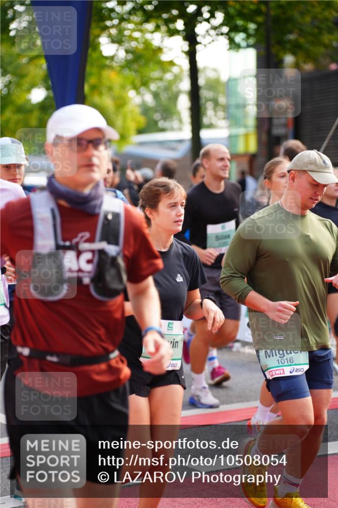 20.09.2026 - PSD Bank Halbmarathon LAZAROV Photography http://msf.ph/oto/10508054 20.09.2026 10:06:00 Laufen 1016 meine-sportfotos.de