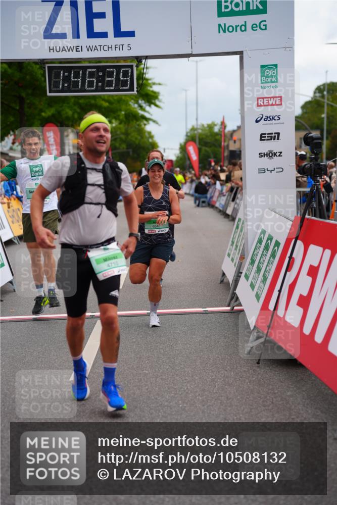 20.09.2026 - PSD Bank Halbmarathon LAZAROV Photography http://msf.ph/oto/10508132 20.09.2026 11:46:39 Ziel 1102, 2027, 2087, 2778, 3226, 3408, 3425, 4070, 4094, 4200, 4640, 4710 meine-sportfotos.de