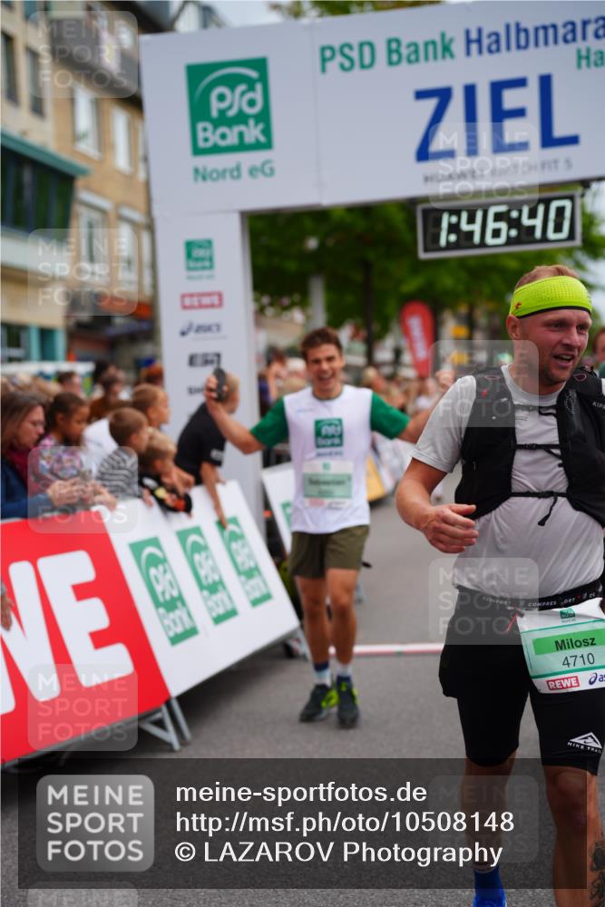 20.09.2026 - PSD Bank Halbmarathon LAZAROV Photography http://msf.ph/oto/10508148 20.09.2026 11:46:39 Ziel 1102, 2027, 2087, 2778, 3226, 3408, 3425, 4070, 4094, 4200, 4640, 4710 meine-sportfotos.de
