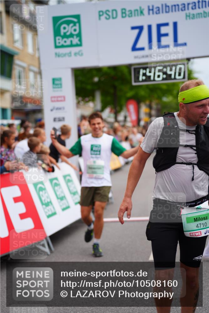 20.09.2026 - PSD Bank Halbmarathon LAZAROV Photography http://msf.ph/oto/10508160 20.09.2026 11:46:40 Ziel 1102, 2027, 2087, 2778, 3226, 3408, 3425, 3790, 4070, 4094, 4200, 4640, 4710 meine-sportfotos.de
