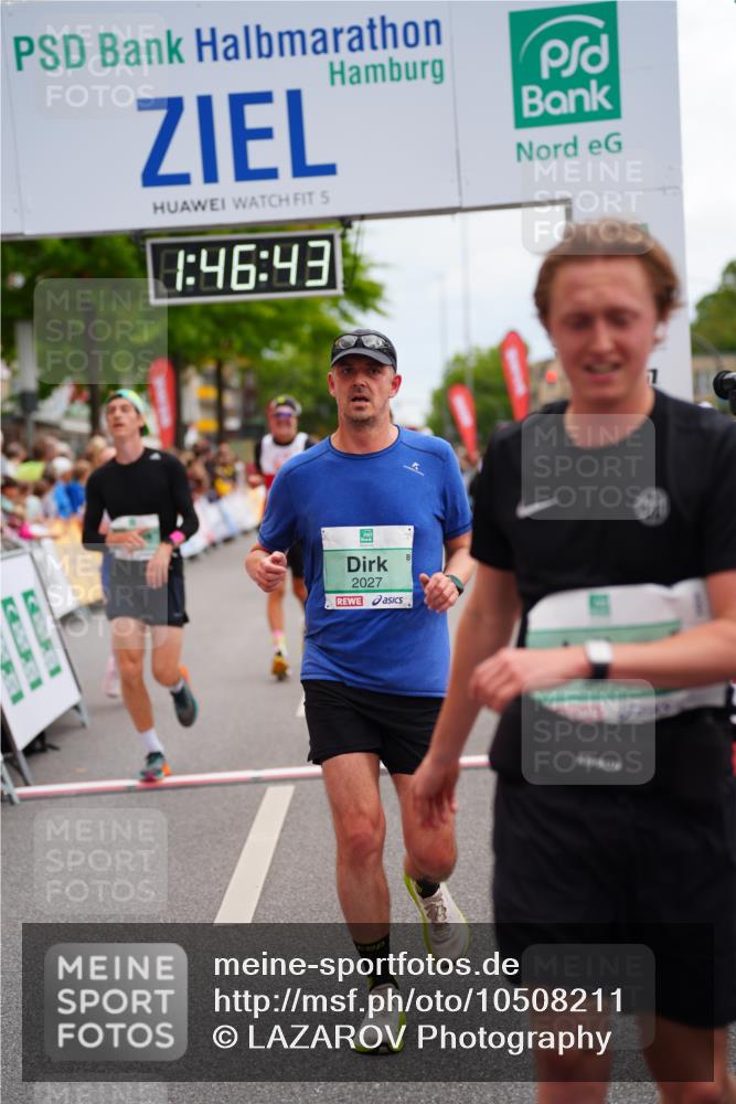 20.09.2026 - PSD Bank Halbmarathon LAZAROV Photography http://msf.ph/oto/10508211 20.09.2026 11:46:42 Ziel 2027, 2087, 3226, 3408, 3425, 3790, 4070, 4094, 4200, 4249, 4640, 4710 meine-sportfotos.de