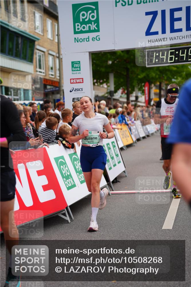 20.09.2026 - PSD Bank Halbmarathon LAZAROV Photography http://msf.ph/oto/10508268 20.09.2026 11:46:44 Ziel 1527, 2027, 2087, 3226, 3425, 3790, 4070, 4094, 4200, 4249, 4640, 4710 meine-sportfotos.de