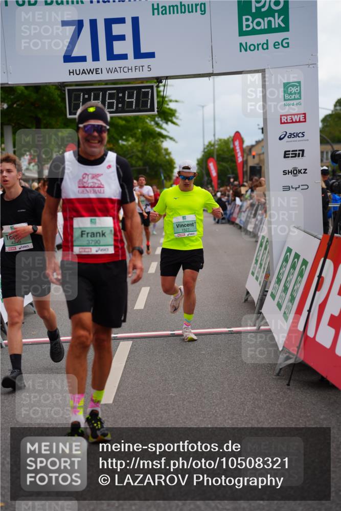20.09.2026 - PSD Bank Halbmarathon LAZAROV Photography http://msf.ph/oto/10508321 20.09.2026 11:46:47 Ziel 1527, 2027, 2087, 2773, 3226, 3790, 4070, 4094, 4200, 4249, 4566 meine-sportfotos.de