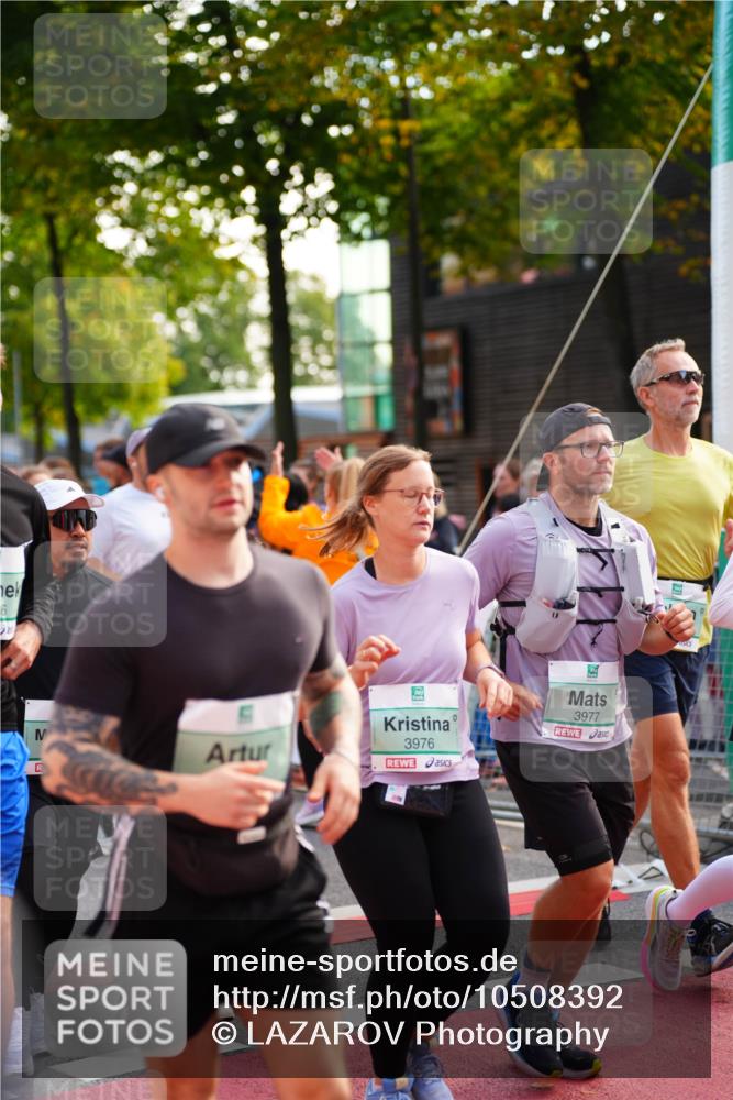 20.09.2026 - PSD Bank Halbmarathon LAZAROV Photography http://msf.ph/oto/10508392 20.09.2026 10:06:41 Laufen 6, 3976, 3977 meine-sportfotos.de