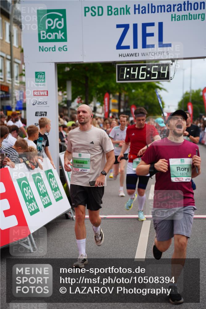 20.09.2026 - PSD Bank Halbmarathon LAZAROV Photography http://msf.ph/oto/10508394 20.09.2026 11:46:53 Ziel 1527, 1557, 1810, 1876, 2090, 2659, 2773, 3424, 4001, 4247, 4249, 4566, 4639 meine-sportfotos.de