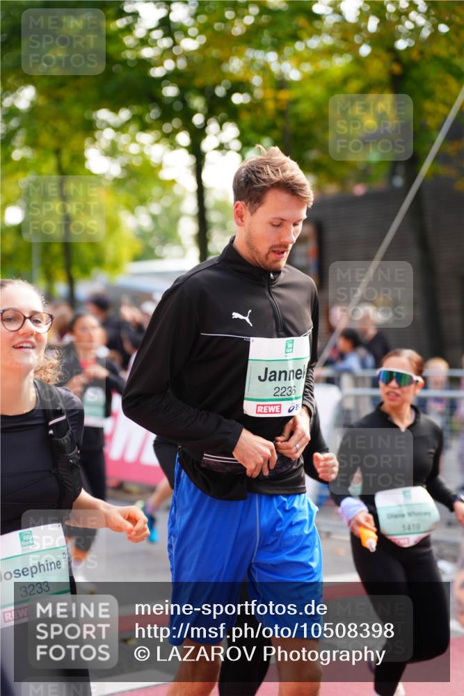 20.09.2026 - PSD Bank Halbmarathon LAZAROV Photography http://msf.ph/oto/10508398 20.09.2026 10:06:42 Laufen 3233, 2236, 1419 meine-sportfotos.de