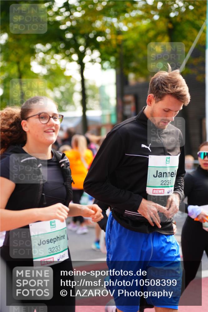 20.09.2026 - PSD Bank Halbmarathon LAZAROV Photography http://msf.ph/oto/10508399 20.09.2026 10:06:42 Laufen 3233, 2236 meine-sportfotos.de