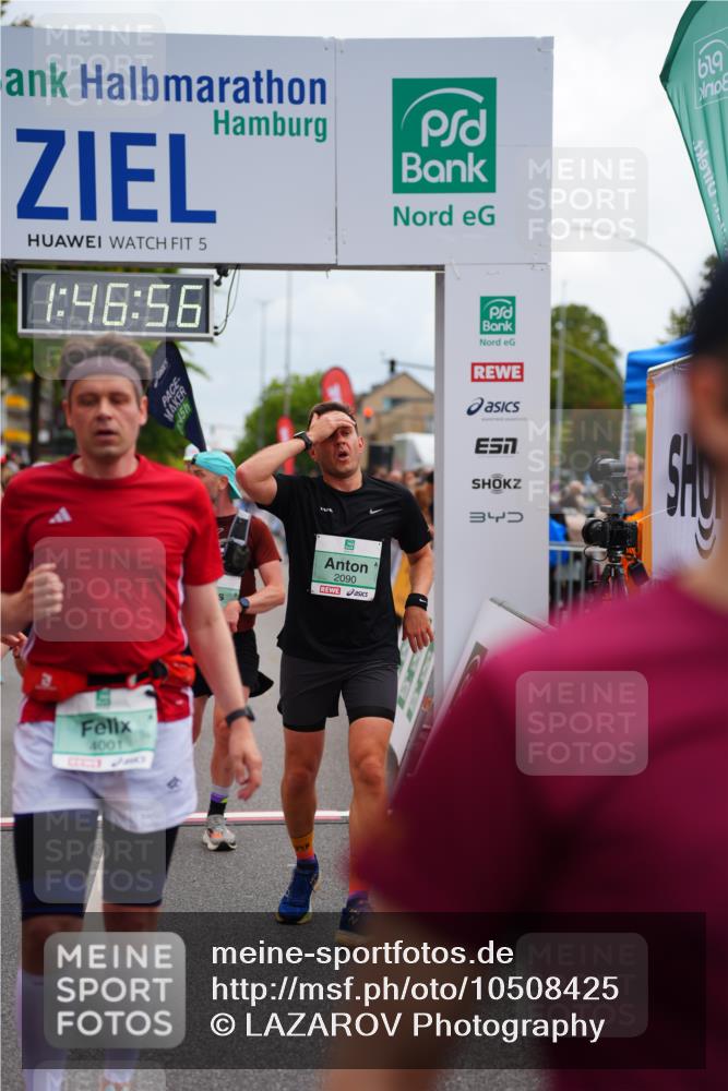 20.09.2026 - PSD Bank Halbmarathon LAZAROV Photography http://msf.ph/oto/10508425 20.09.2026 11:46:55 Ziel 1527, 1557, 1561, 1810, 1876, 2090, 2141, 2659, 2773, 3424, 4001, 4247, 4566, 4639 meine-sportfotos.de