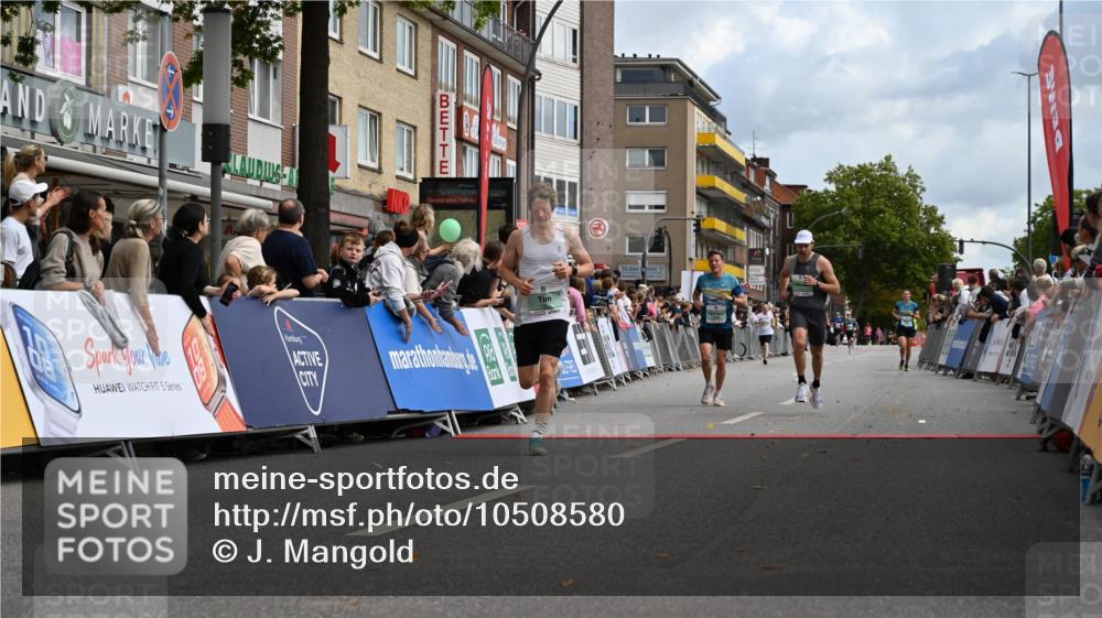 20.09.2026 - PSD Bank Halbmarathon J. Mangold http://msf.ph/oto/10508580 20.09.2026 11:30:39 Ziel 1055, 4505, 4712 meine-sportfotos.de