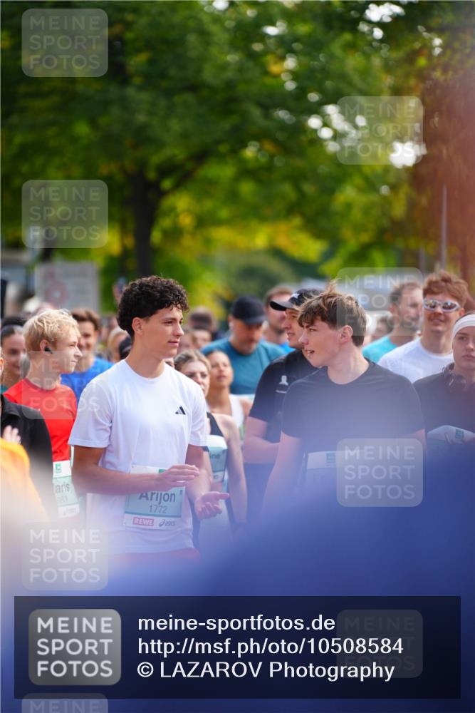 20.09.2026 - PSD Bank Halbmarathon LAZAROV Photography http://msf.ph/oto/10508584 20.09.2026 10:08:25 Laufen 983, 1772 meine-sportfotos.de
