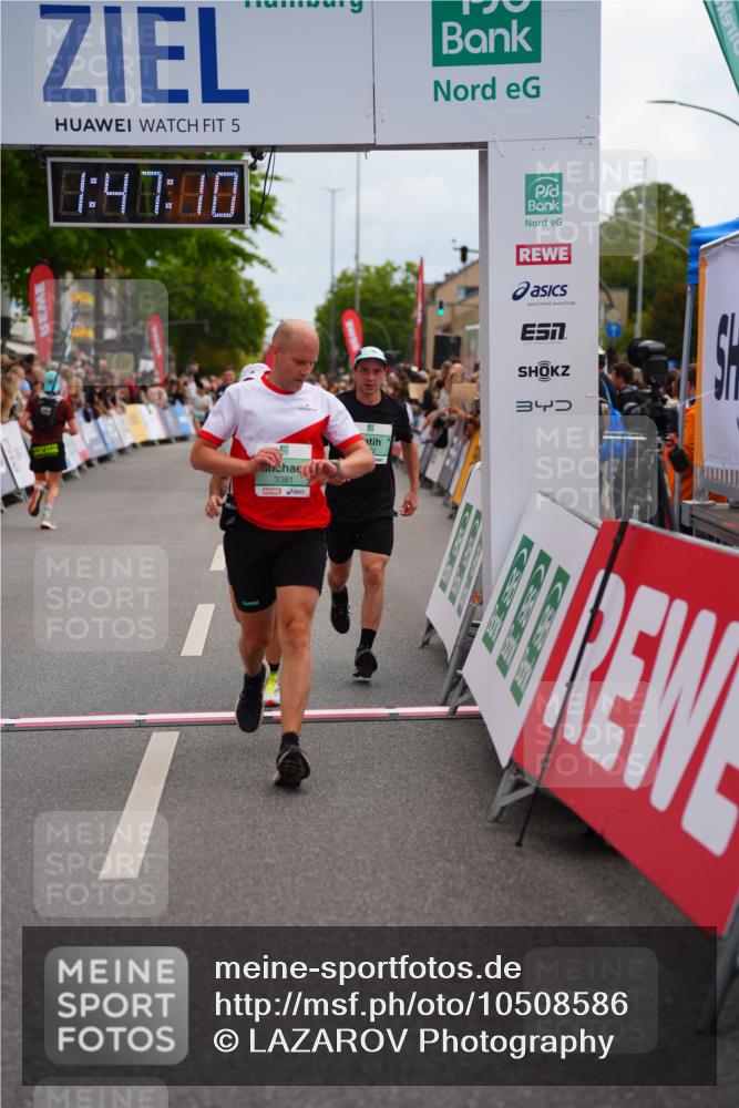 20.09.2026 - PSD Bank Halbmarathon LAZAROV Photography http://msf.ph/oto/10508586 20.09.2026 11:47:10 Ziel 1822, 2012, 2902, 3381, 4555 meine-sportfotos.de