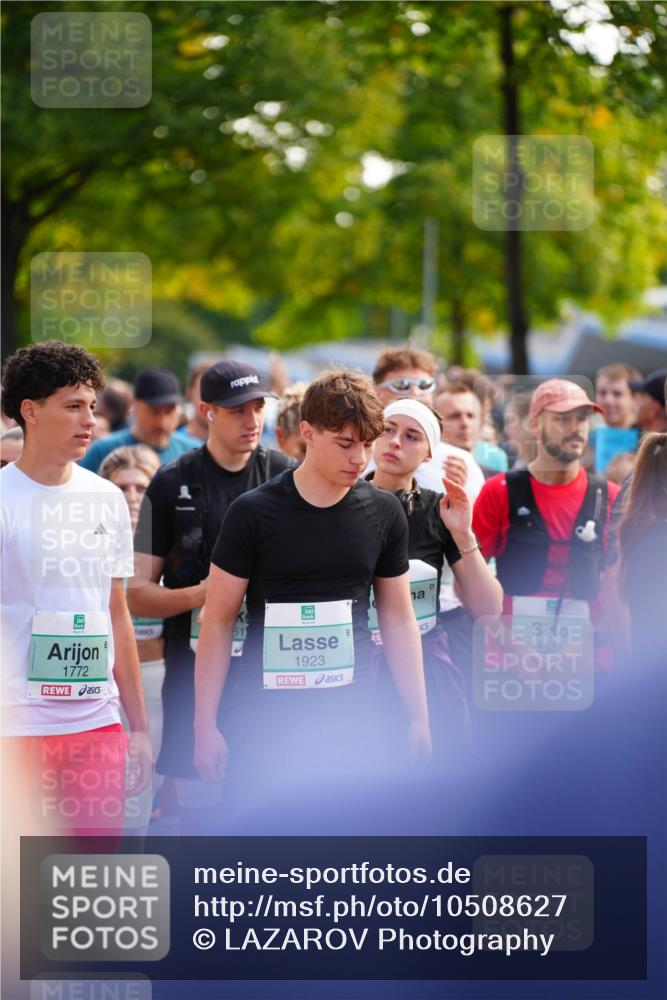 20.09.2026 - PSD Bank Halbmarathon LAZAROV Photography http://msf.ph/oto/10508627 20.09.2026 10:08:37 Laufen 1772, 1923, 4191 meine-sportfotos.de