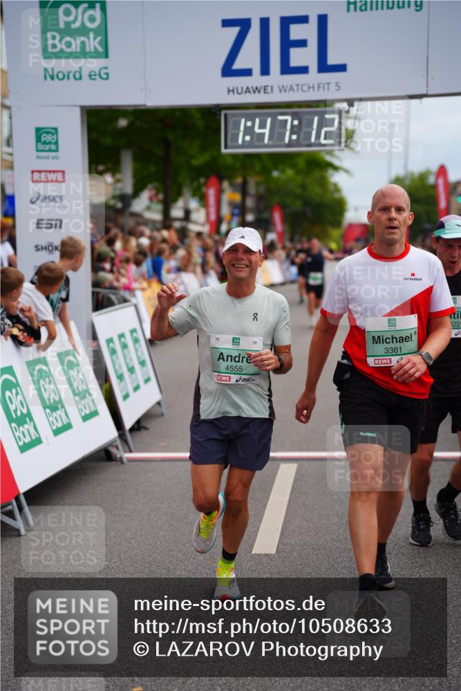 20.09.2026 - PSD Bank Halbmarathon LAZAROV Photography http://msf.ph/oto/10508633 20.09.2026 11:47:11 Ziel 1822, 2012, 2902, 3381, 4555, 4730 meine-sportfotos.de