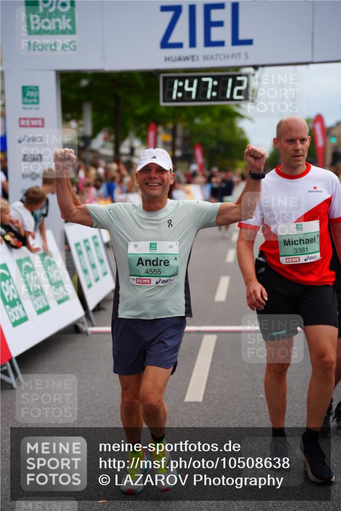 20.09.2026 - PSD Bank Halbmarathon LAZAROV Photography http://msf.ph/oto/10508638 20.09.2026 11:47:11 Ziel 1822, 2012, 2902, 3381, 4555, 4730 meine-sportfotos.de