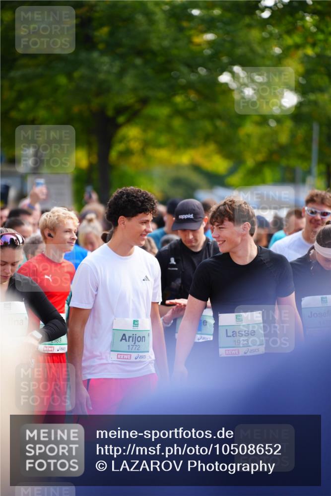 20.09.2026 - PSD Bank Halbmarathon LAZAROV Photography http://msf.ph/oto/10508652 20.09.2026 10:08:42 Laufen 1479, 1923, 983, 1772 meine-sportfotos.de