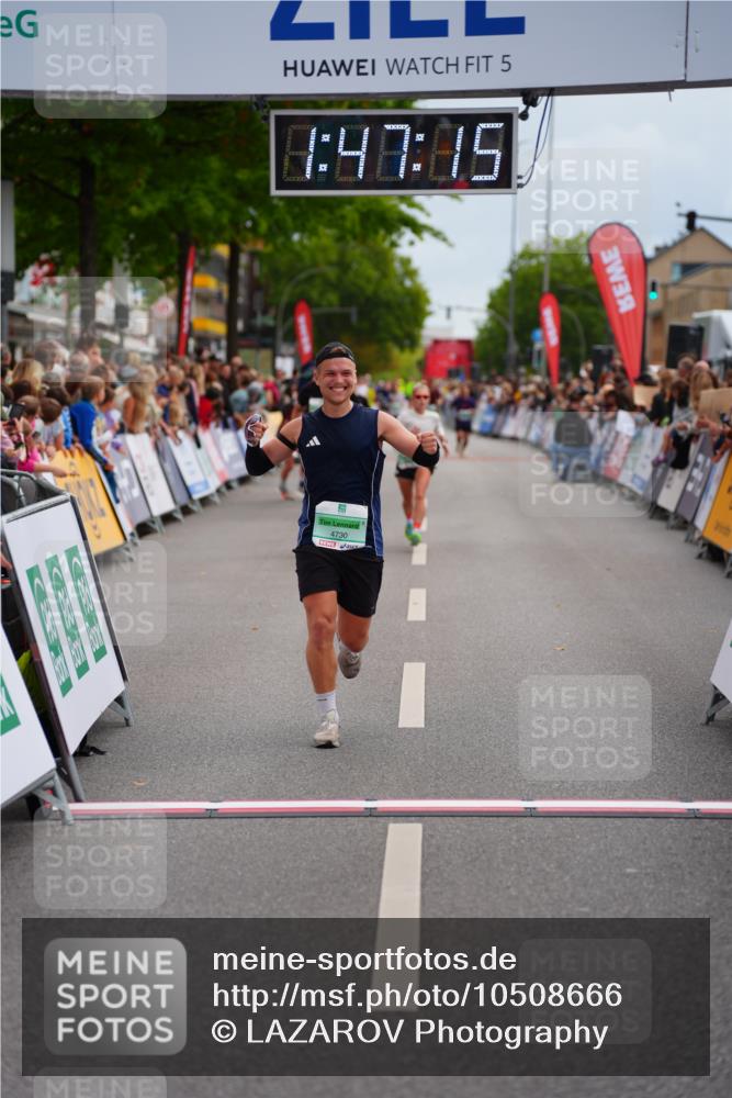 20.09.2026 - PSD Bank Halbmarathon LAZAROV Photography http://msf.ph/oto/10508666 20.09.2026 11:47:14 Ziel 1822, 3381, 4555, 4730 meine-sportfotos.de